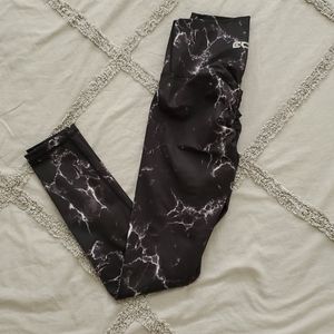 (Echt Brand) Marble scrunch leggings